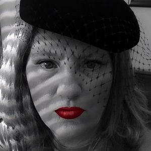 Meet your Posher, Mindy